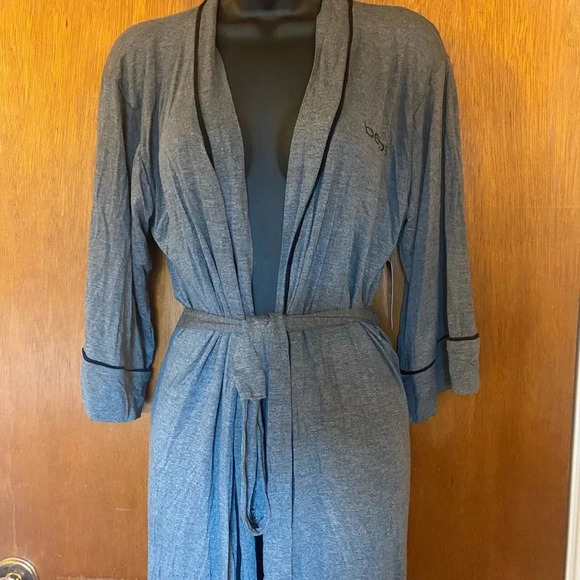 🆕 Bebe Grey Robe with Black Line Accent - Picture 15 of 16
